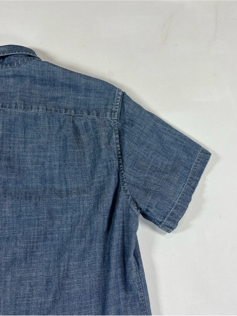 J Crew Chambray Shirt Short Sleeve Button Down Slim Fit Pocket Blue Men’s S